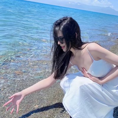 淘气小兵兵游巴黎 海报