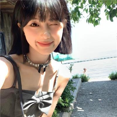 蓝天使 海报